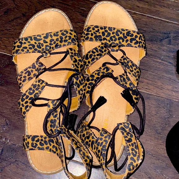 Old Navy Shoes - Leopard print Gladiator Sandals
